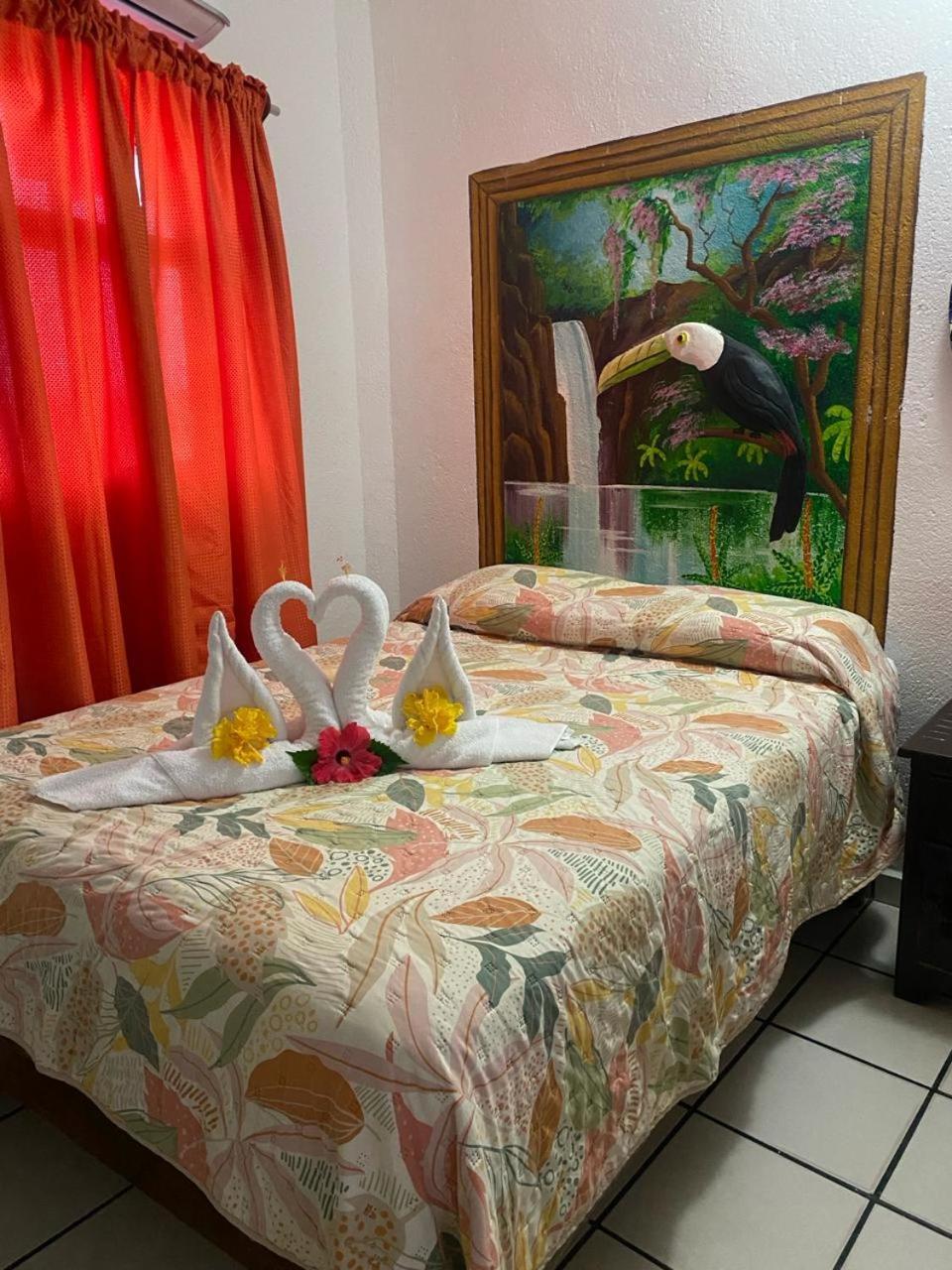 Bungalows Laguna Del Tule 圣帕特里西奥梅拉克 外观 照片